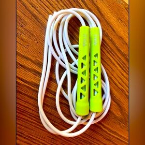 Zyia Adjustable Jump Rope